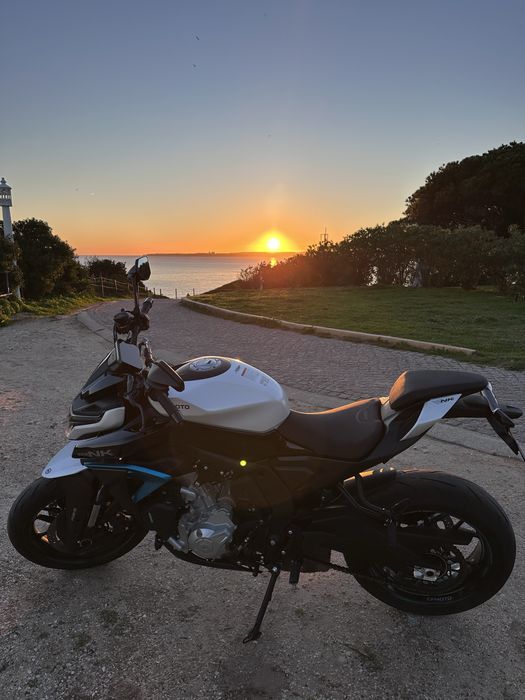 CF Moto 675 NK praticamente nova!