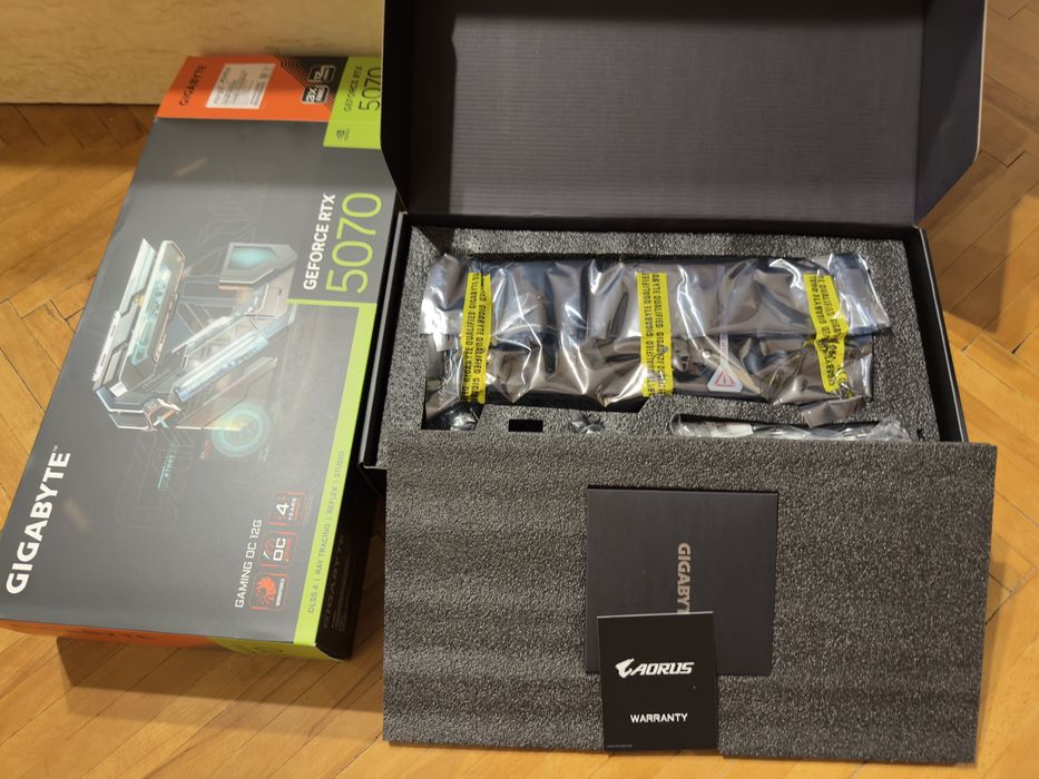 Nvidia Rtx 5070 gigabyte gaming oc