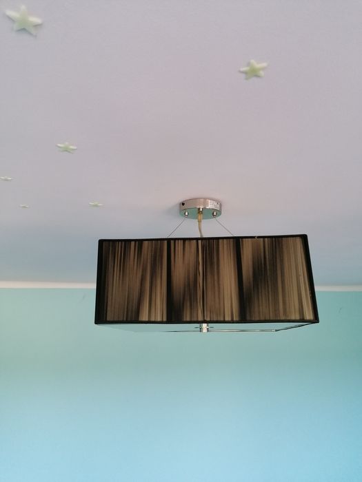 Żyrandol czarna nitka duży.