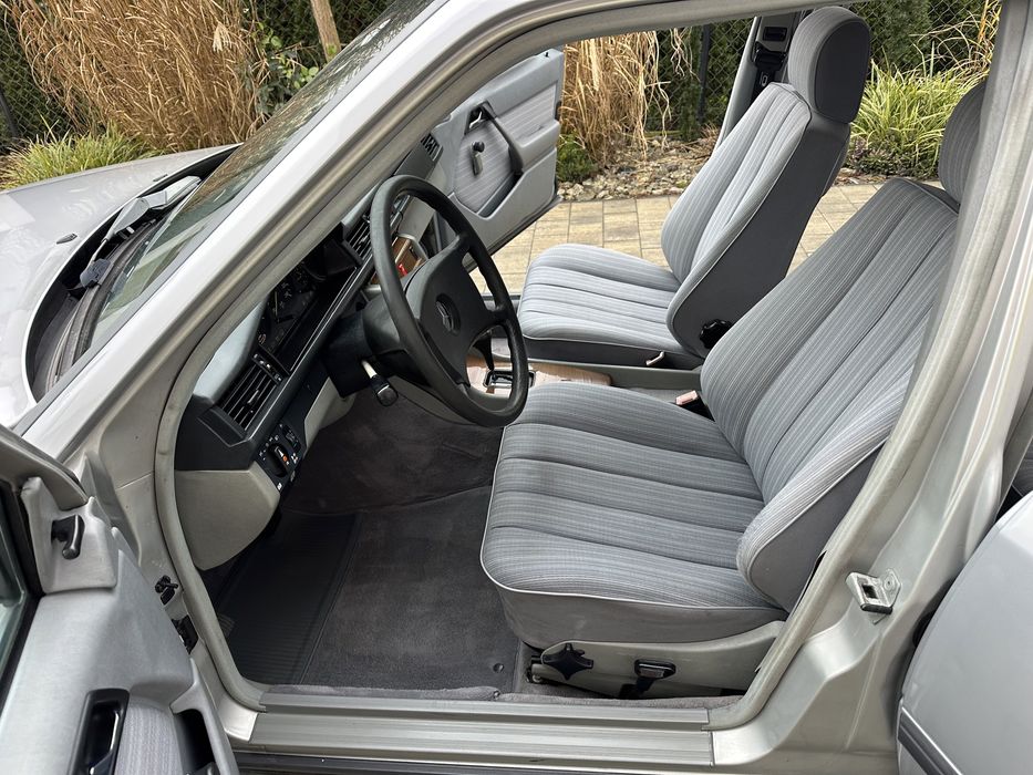 2.6 6 cylindrow automat sprowadzony z Niemiec Klasyk