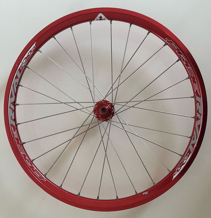 Rodas Bmx Pride Rival 660 Medida 1 1/8 e 1 3/8