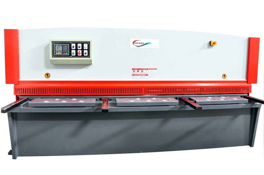MTP Gilotyna Hydrauliczna CNC 8x3200 mm laser od ręki
