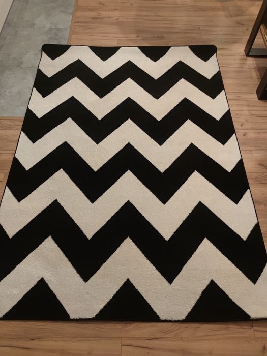 Dywan, jodełka, czarno-biały wzór, 160 cm x 226 cm