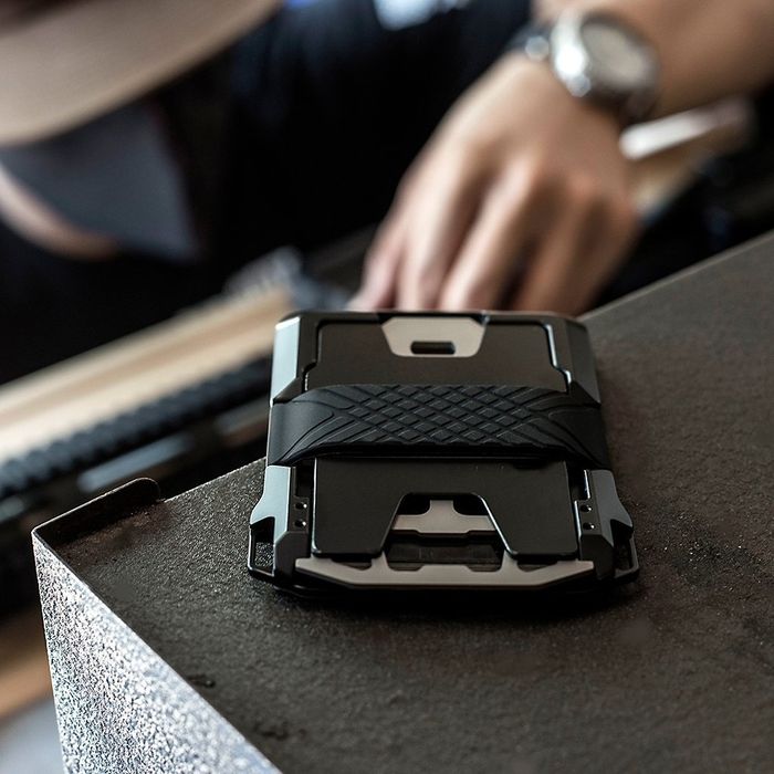 Стильный бизнес кардхолдер из авиационного алюминия