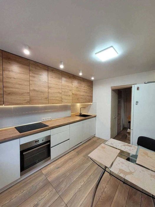 Продам 3-комн квартиру Центр евро ремонт низ Кирова, Поля NK