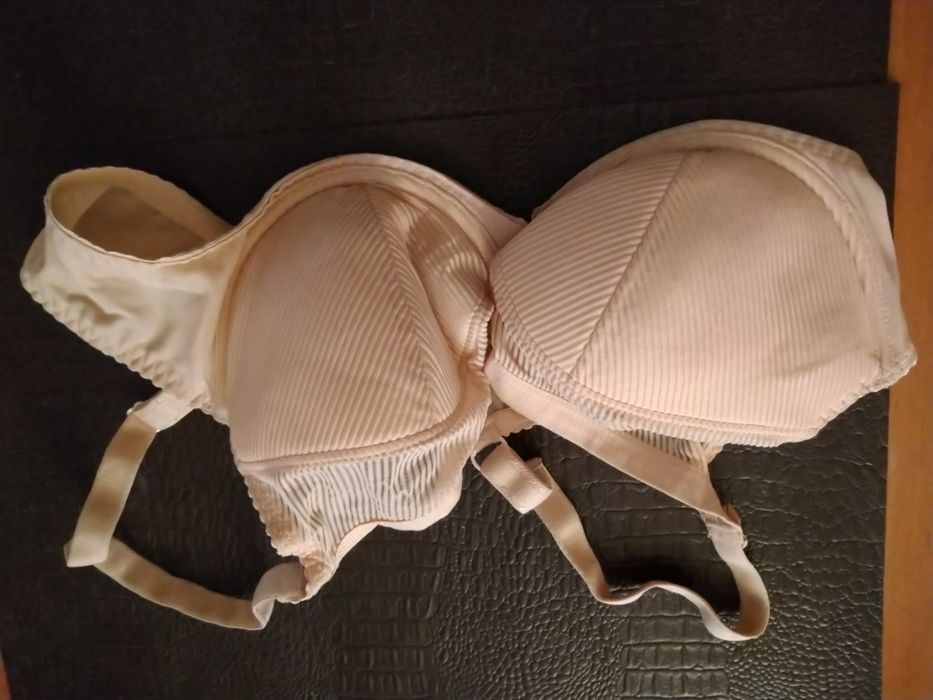 Biustonosz Gaja 90 B