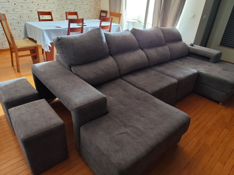 Sofá cama com chaise long