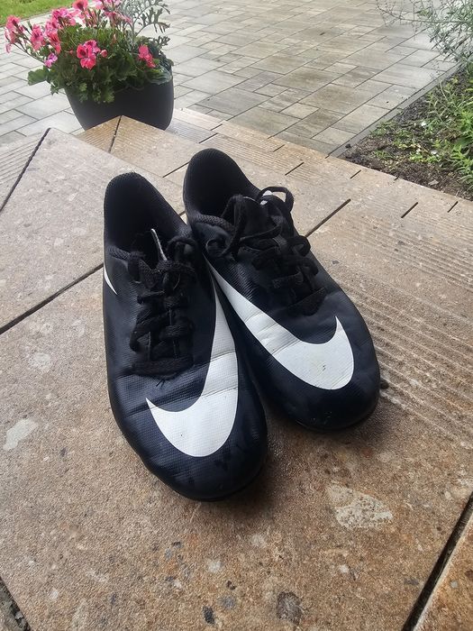 Korki sportowe rozm. 31,5 Nike