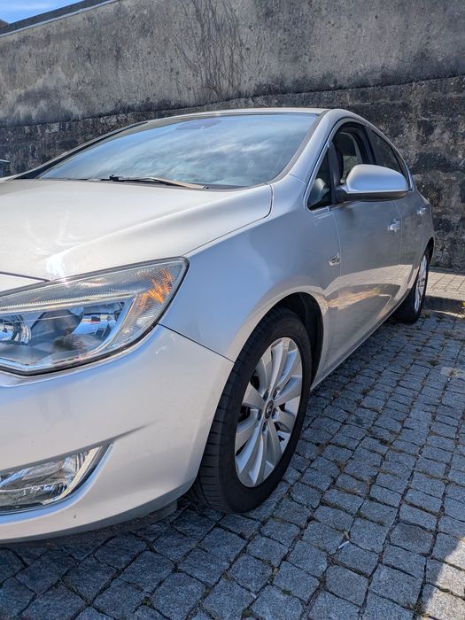 Opel Astra J 1.7 CDTI (125 cv) – 2010
