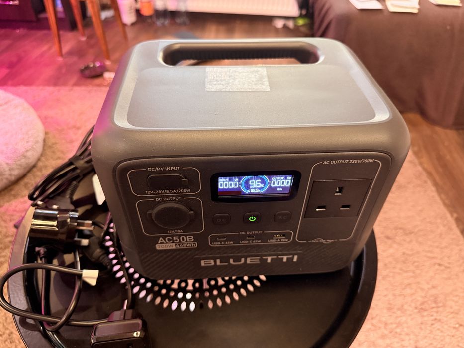 Продам зарядну станцію BLUETTI AC50B