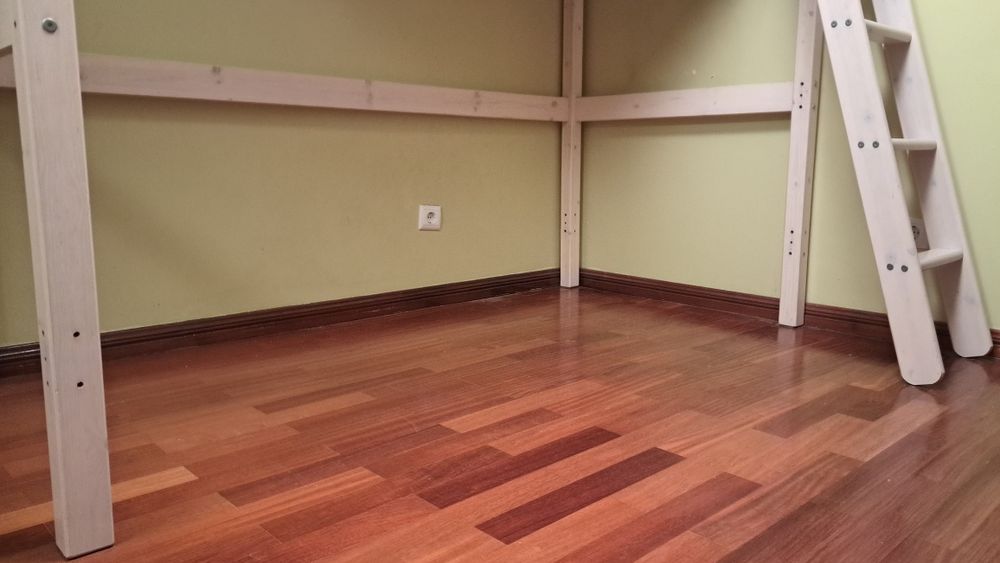 Cama Alta para Criança