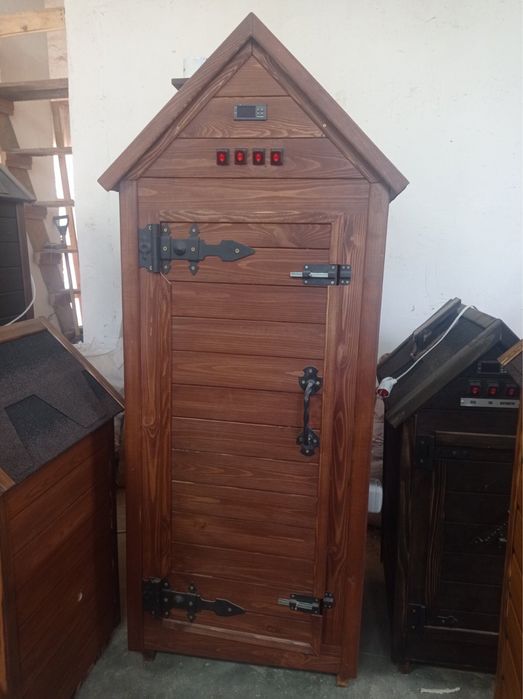 Коптильня холодного и горячего копчения на 40 кг загрузки