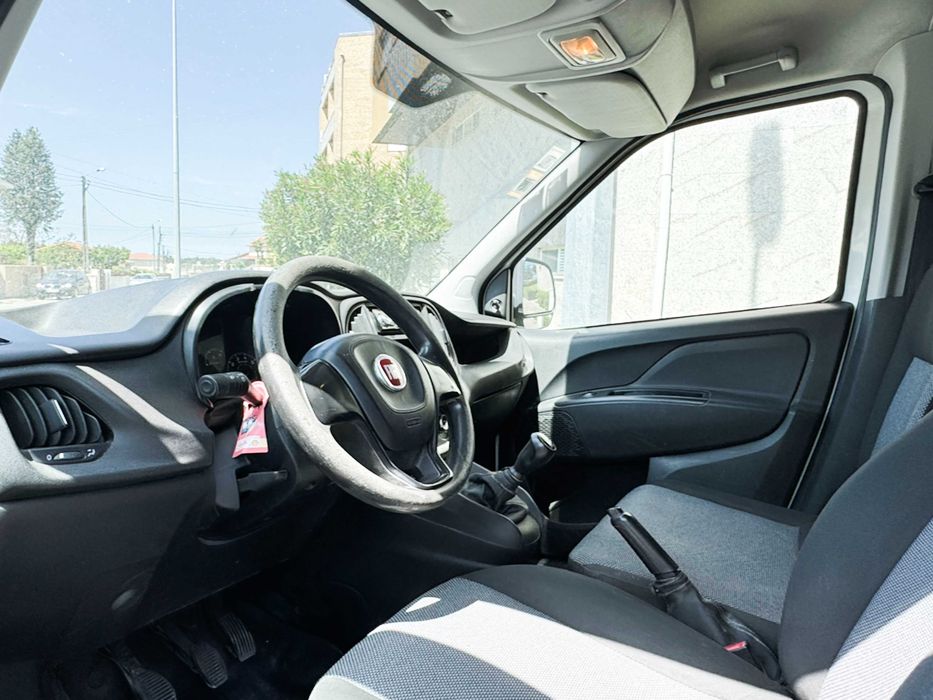Fiat Doblò Maxi Multijet 2016 – Comercial, Espaçosa e Fiável