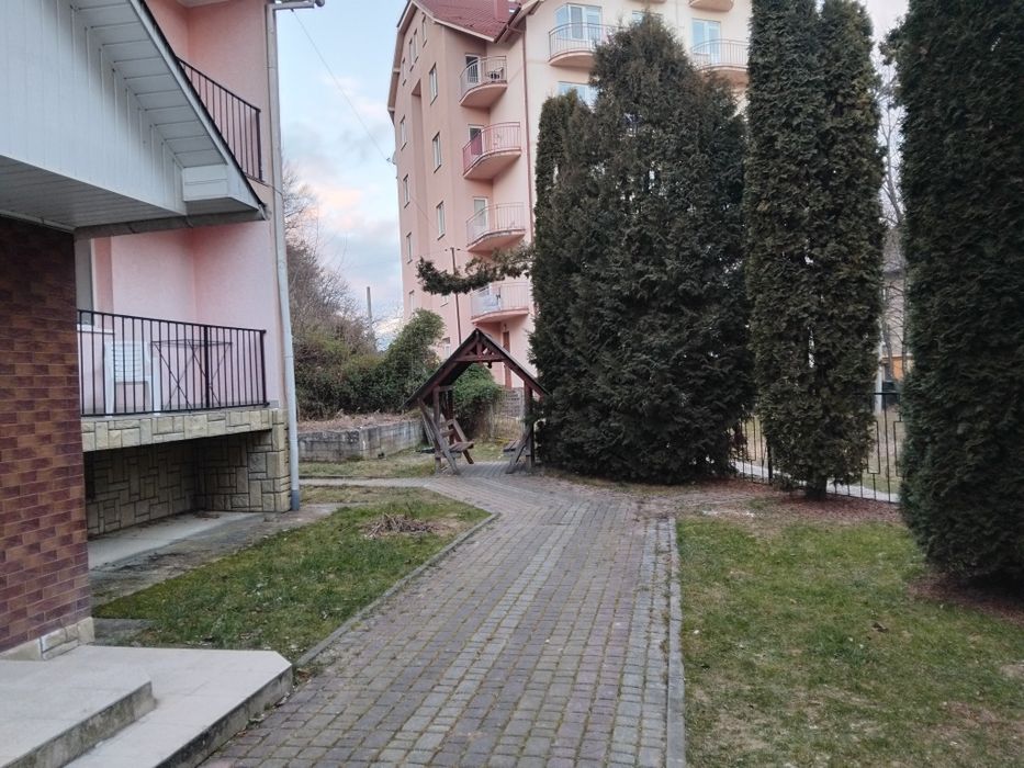 Ціну знижено! Продаємо частину готельного комплексу у Сонячному Закарп