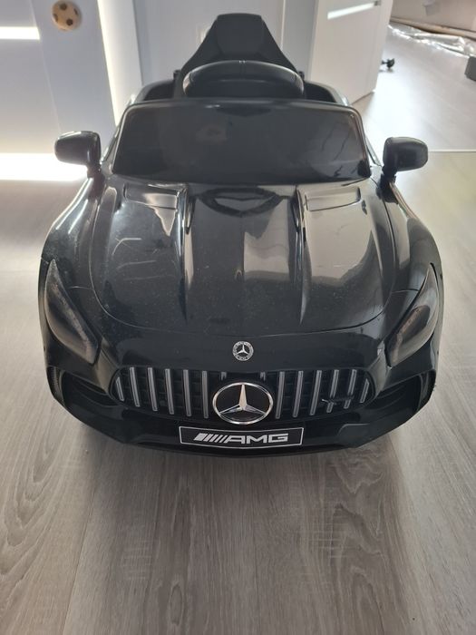 Mercedes AMG Auto na akumulator