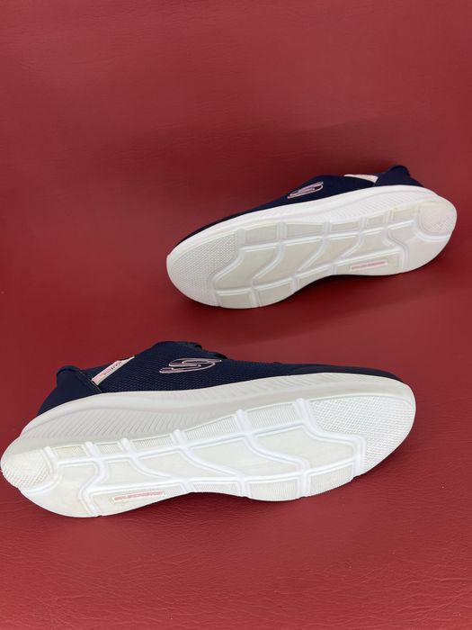 Кросівки 40р. Skechers Hands Free Slip-ins