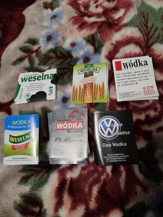 89 naklejek na wódkę weselną