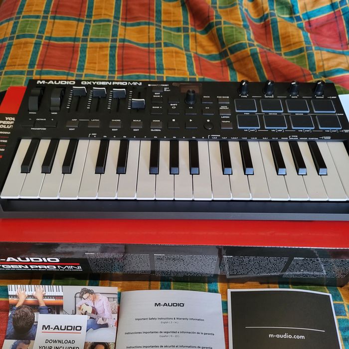M-audio oxygen pro mini 32 teclas (teclado midi)