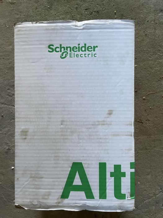 Sprzedam falownik nowy