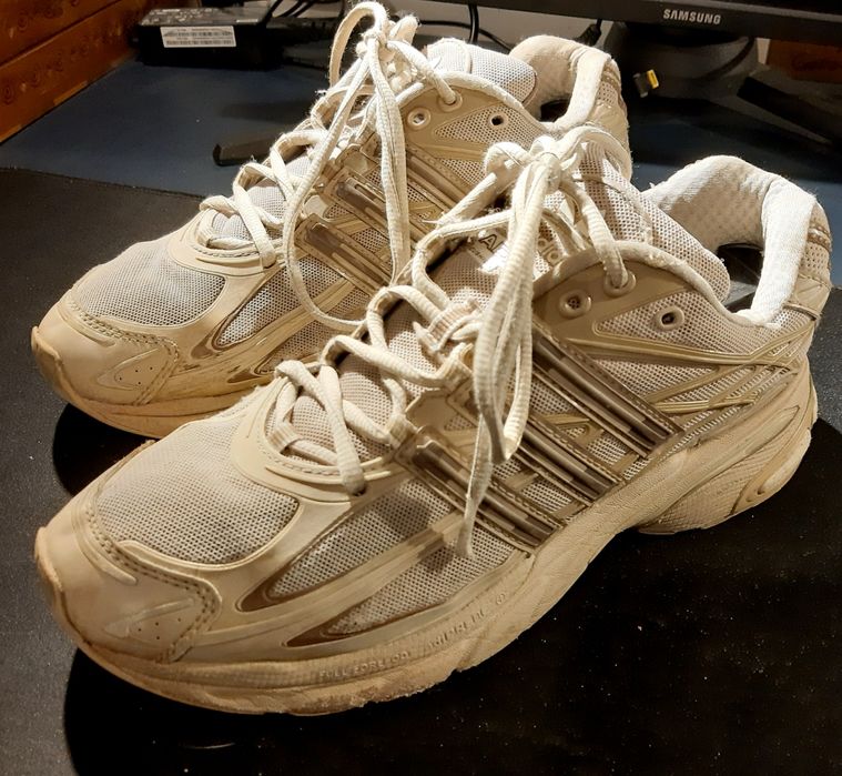 adidas adistar cushion beżowe