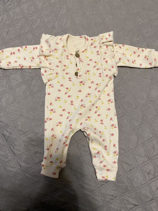 Чоловічок ромпер в квіточки для новонародженого немовля дівчинки