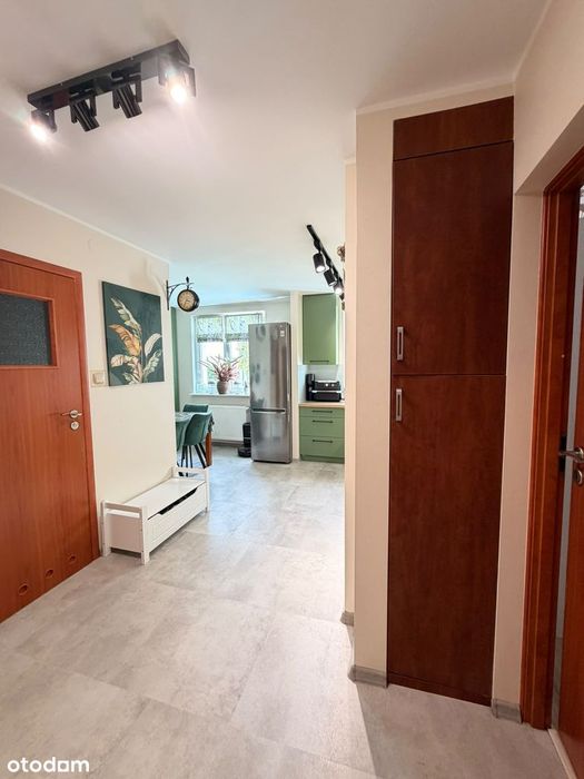 Przestronne mieszkanie z balkonem i pełnym wyposażeniem REZERWACJA