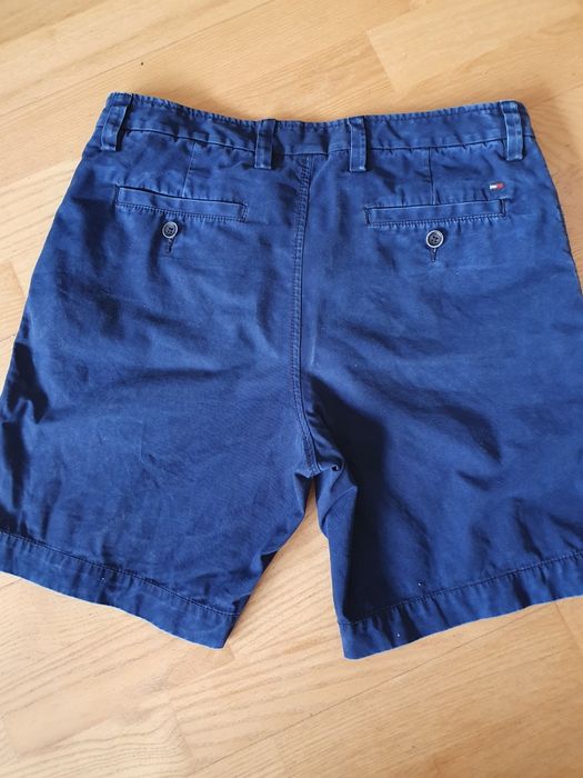 Granatowe szorty męskie. Tommy Hilfiger, r. 31