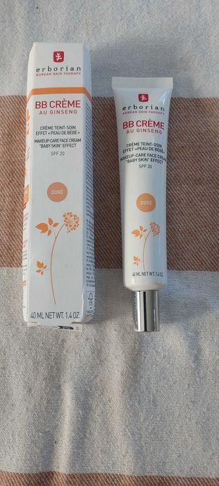 Krem przeciwsłoneczny Erborian BB Creme Au Ginseng Dore SPF20 40 ml