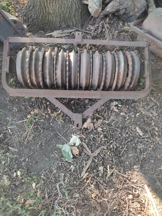 Продам причіп , котки наливні і бурячний