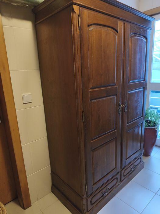 Roupeiro de 2 portas