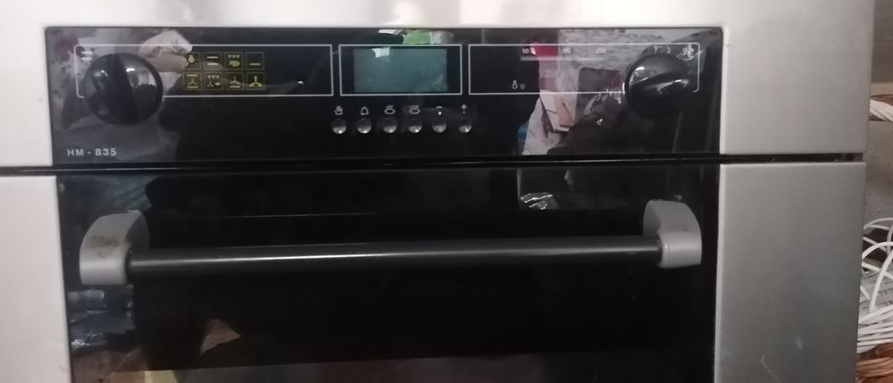 Forno TEKA, modelo HM 835