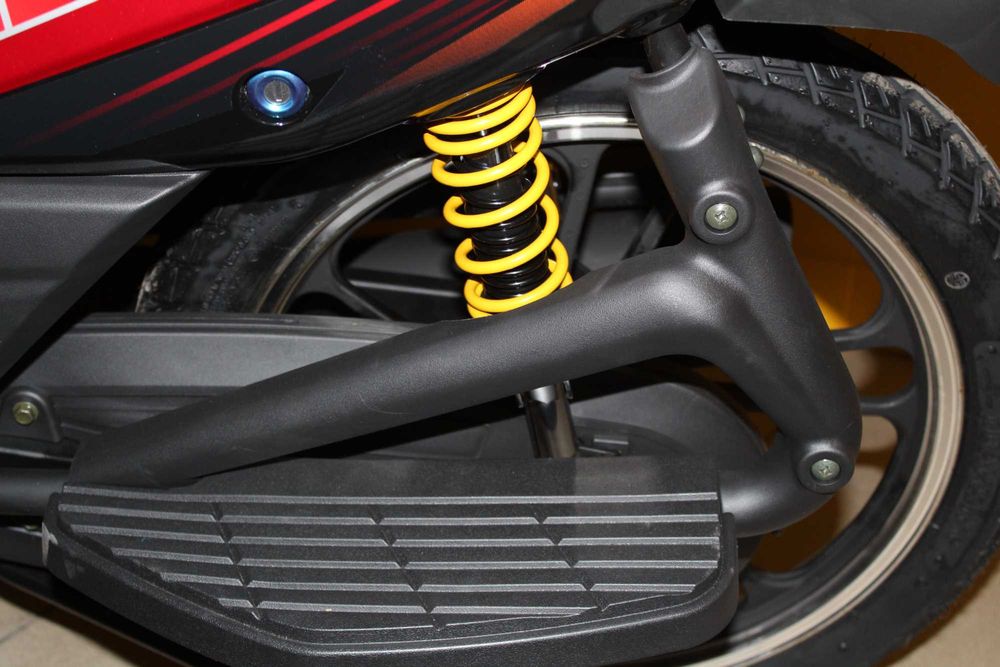 Мопед LONCIN LX110-12A