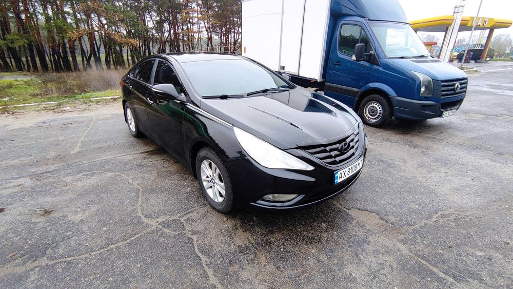 Продам Hyundai sonata YF 2.0 мех Г/Б