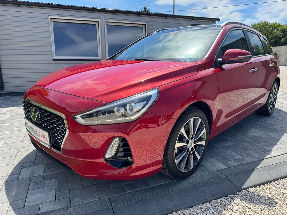 Hyundai I30 1.4 Turbo GDI maxxx wyposażenie perłowy lakier