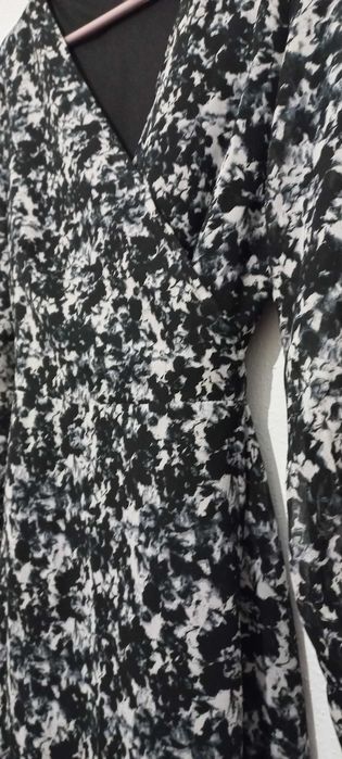 Vestido estampado preto e branco da Tiffosi - novo!