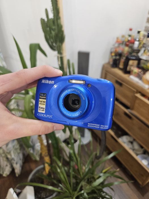 Nikon Coolpix W100 niebieski – stan dobry | bateria + kabel