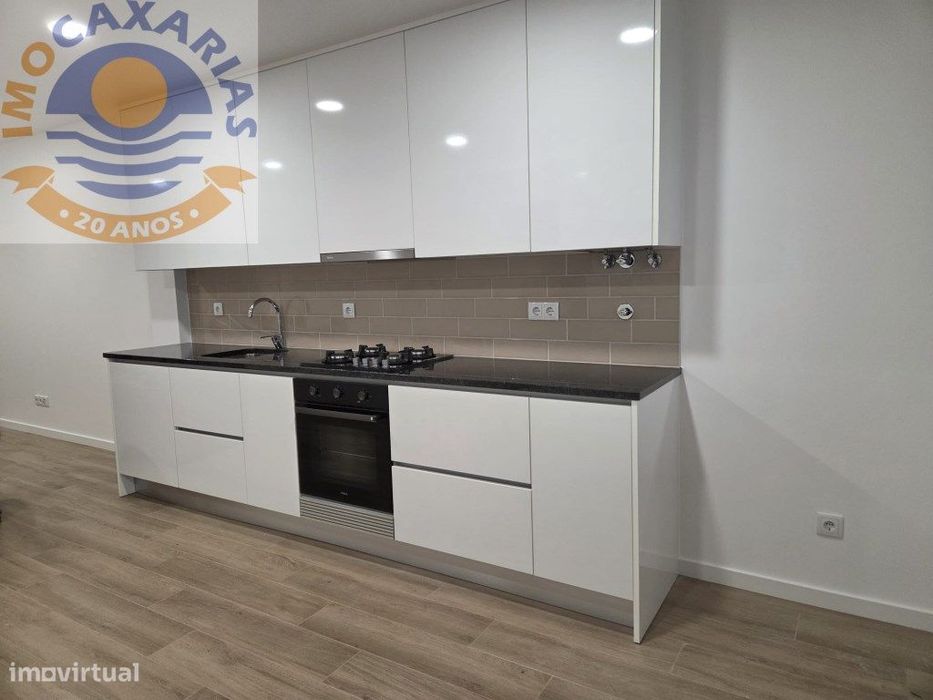 Apartamento T2 Arrendamento - Caxarias