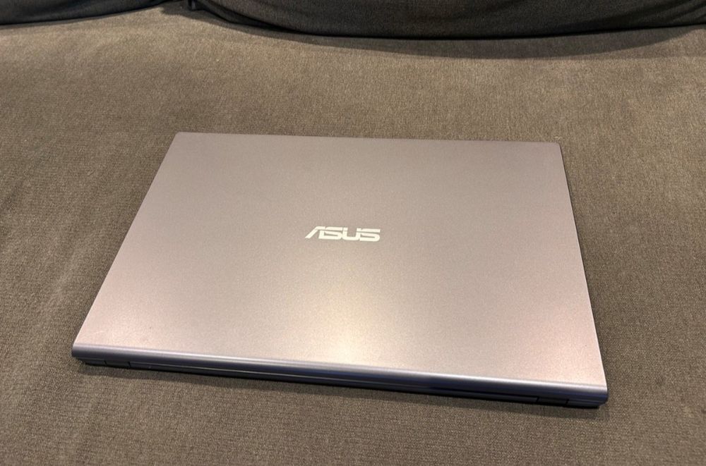 ASUS VivoBook 15 X515JA | i7-1065G7 | 8GB | 512GB SSD | REZERWACJA
