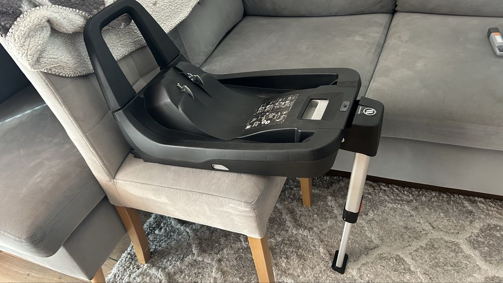 Fotelik samochodowy Avionaut Pixel Pro 2.0 C z bazą Isofix Dock 2.0