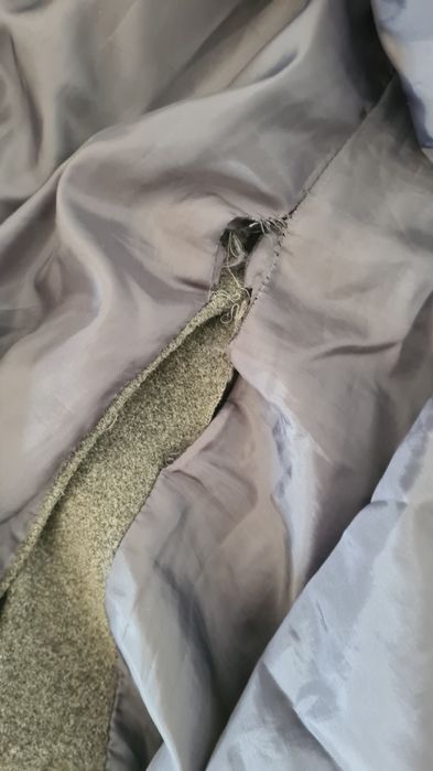 Bardzo długi płaszcz. Szary. Ciepły. Kołnierz sztuczne futerko