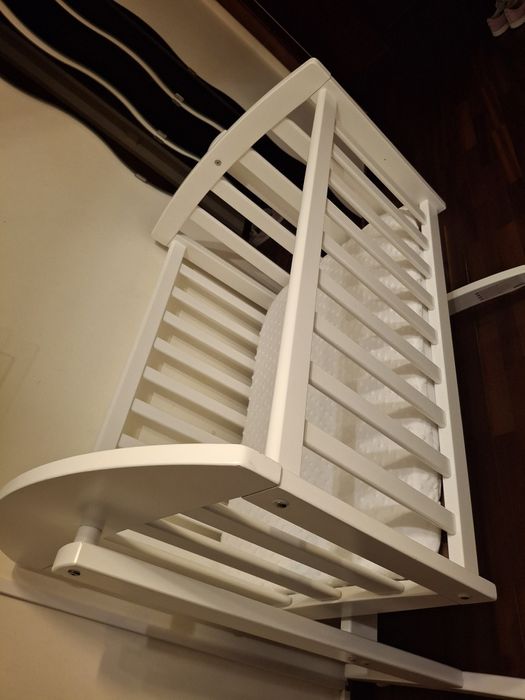 Vendo berço baloiço da TRAMA