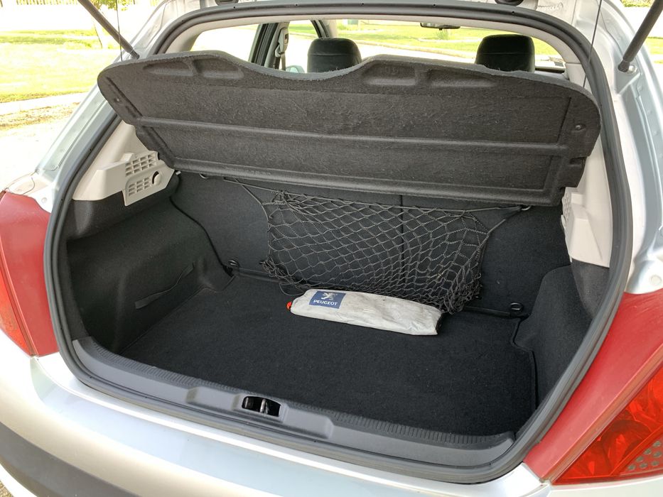 Peugeot 207 // AC// ISOFIX // 184 mkms
