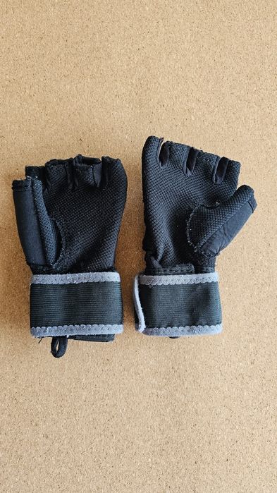 Luvas Everlast para desportos de combate