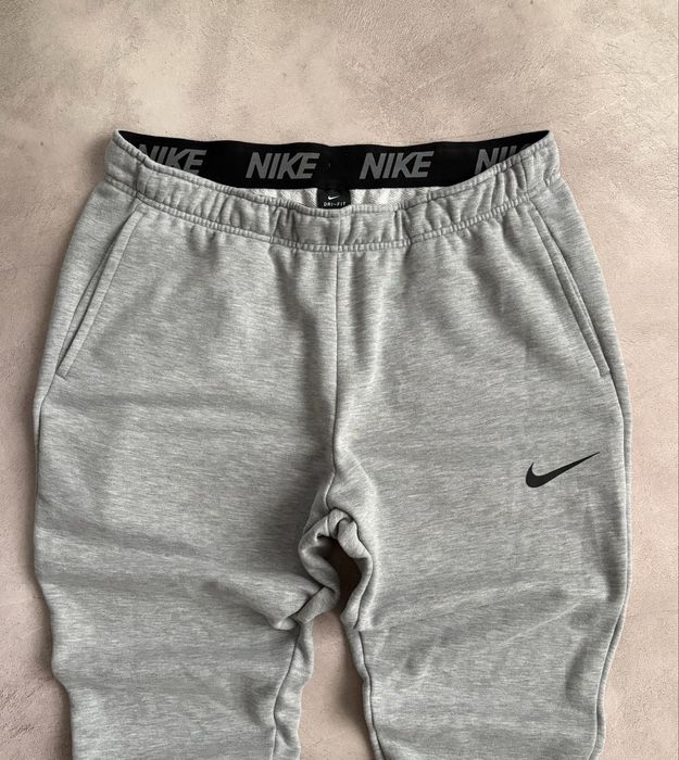 Nike Dri Fit Standart fit