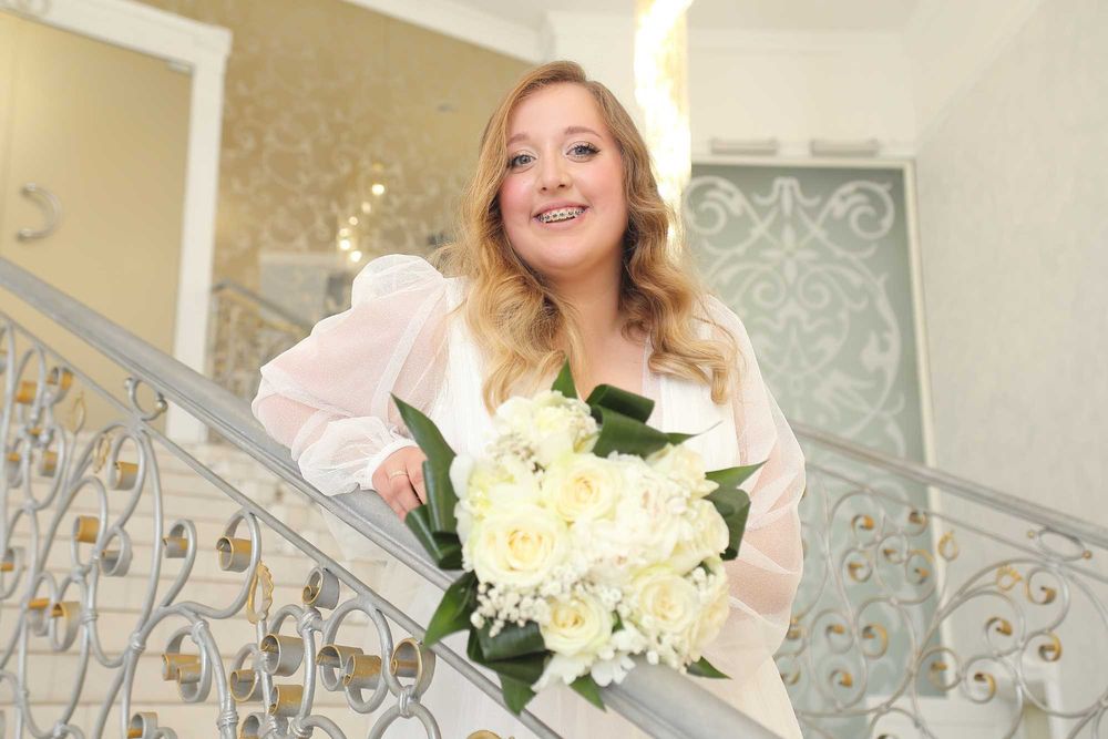 Ведущая и музыка=5000гр.Фото+Видео.Свадьбы.Корпоратив .Дети -1годик