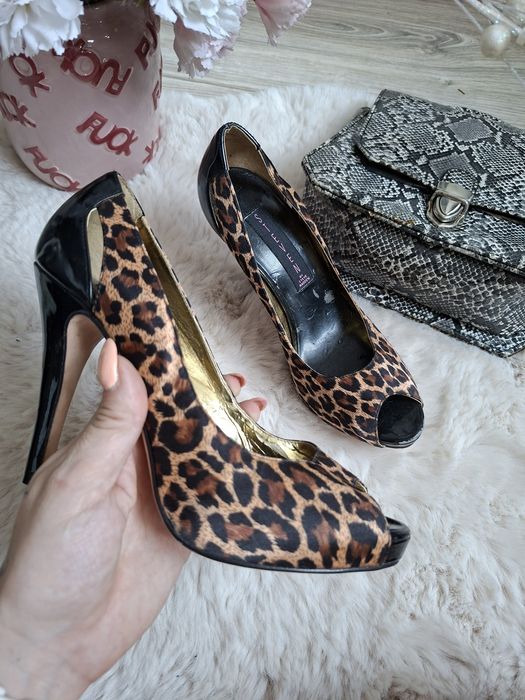 Steve Madden Steven czółenka peep toe panterka r. 38