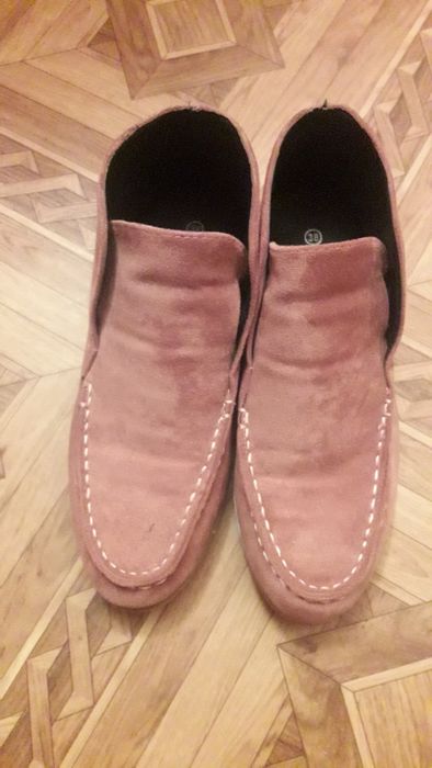 Продам лофери,в хорошому стані