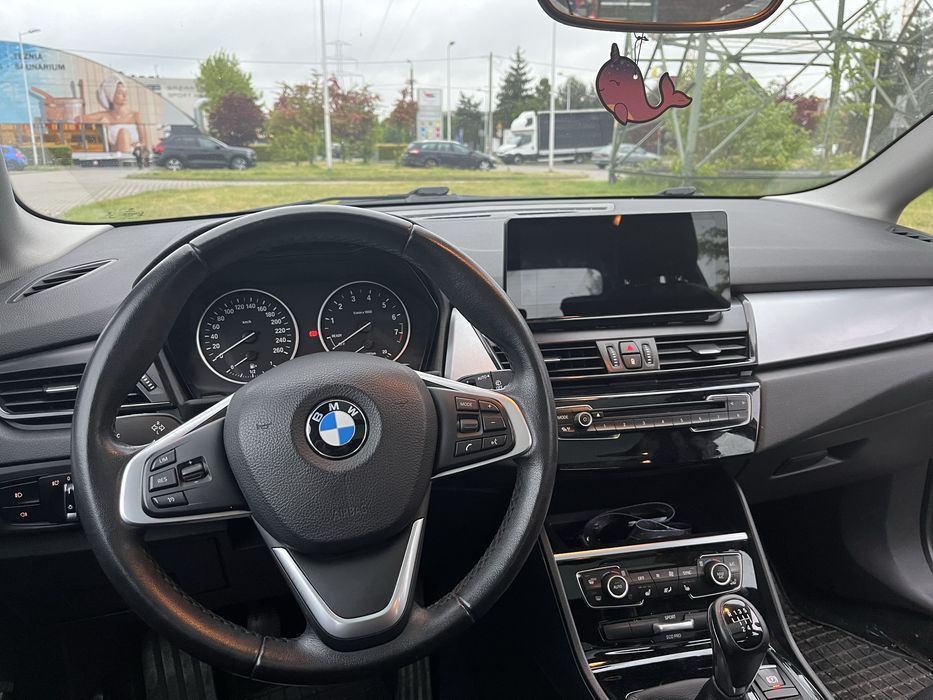 Bmw seria 2, 218i
