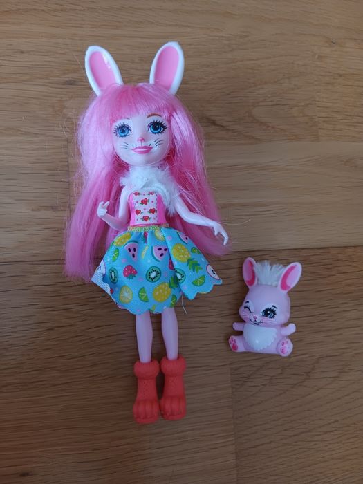 Boneca Enchantimals Coelho
