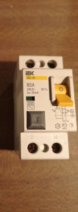 Пристрій захисного відключення (ПЗВ) ВД1-63 2P 80 А 30 мА тип AC, IEK